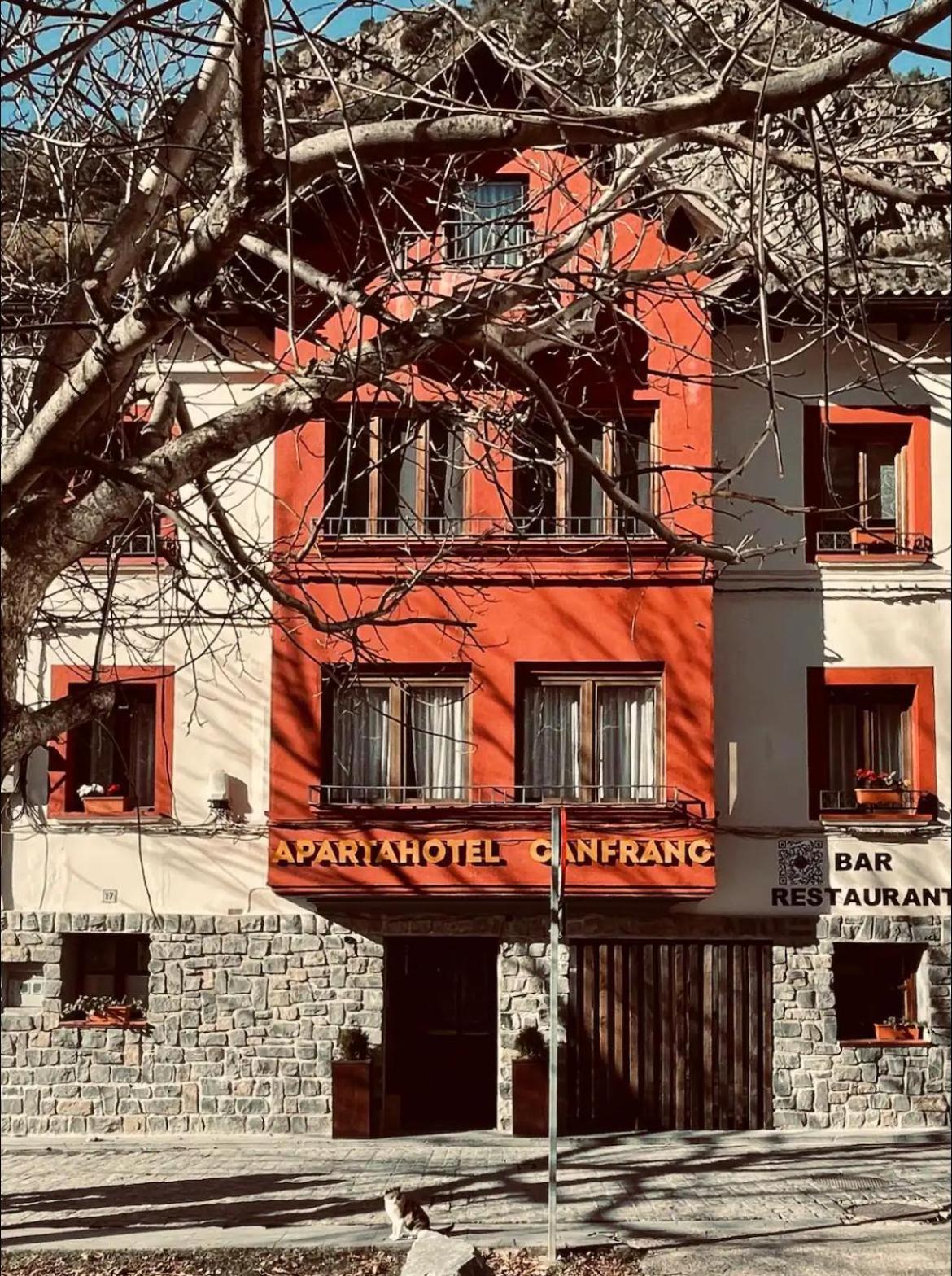 Apartahotel Canfranc Exterior foto